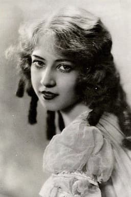 Doris Lloyd
