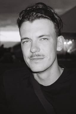 Joey Karier